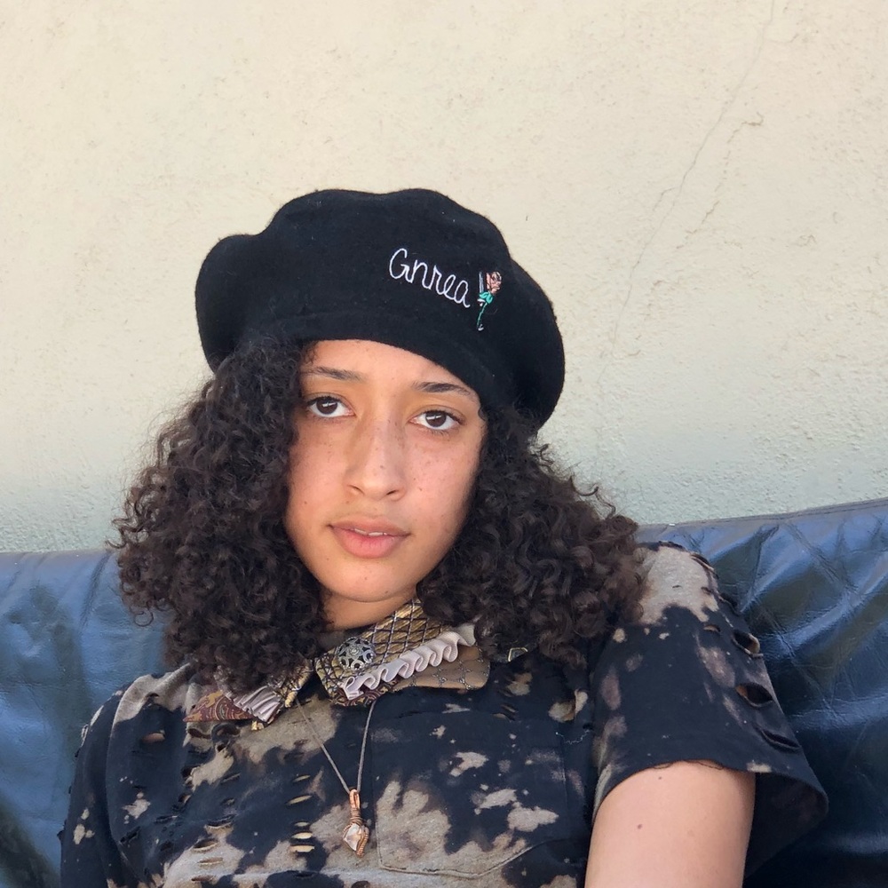 Dasnea by groserona Gnrea stabin & lookin pretty Barrett